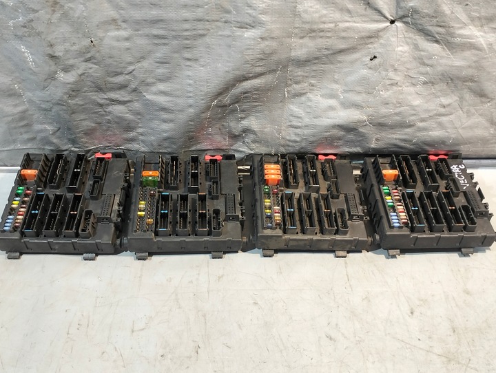 фото №1, Коробка запобіжників opel vectra c оригінальний номер 13189924 13125485ax