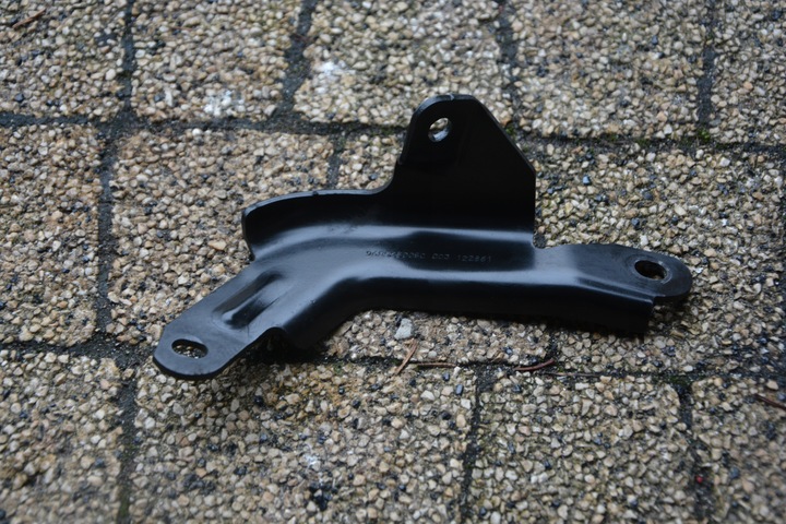 фото №1, Лапи крепление citroen berlingo 968525008c