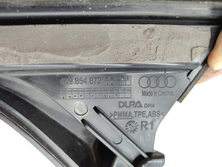 фото №9, Audi a6 c8 універсал молдинг кришки праве зад 4k9854872