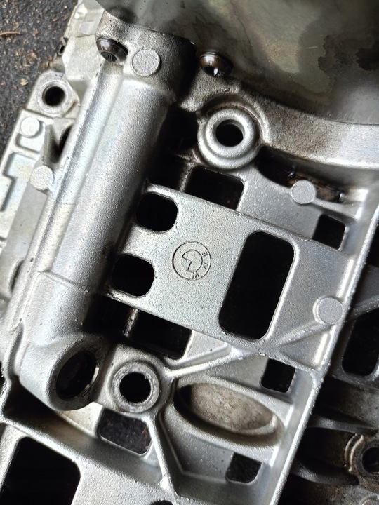 фото №4, Bmw n47d20 насос масла 8518405