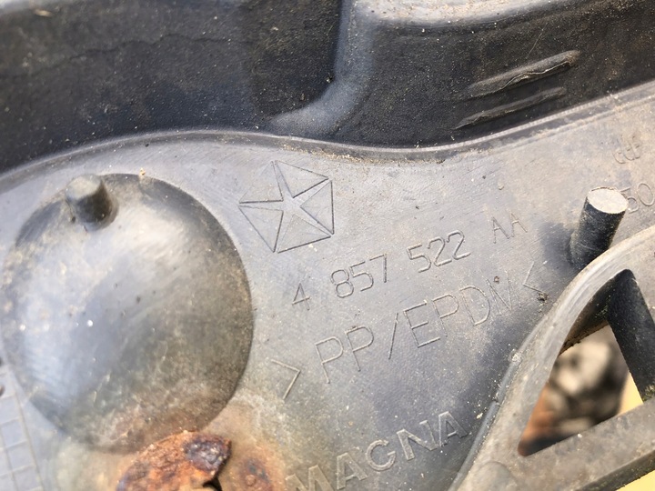 фото №3, Решітка решітка радіатора chrysler grand voyager iv 00-04