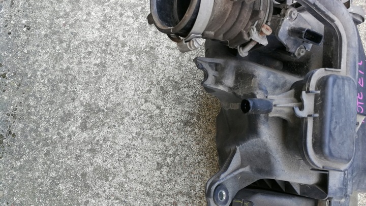 фото №5, Корпус фильтра воздуха 1.2 nissan note e12 13-