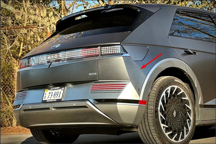 фото №12, Hyundai ioniq 5 v боковина кутник бампера правий зад задній tc119