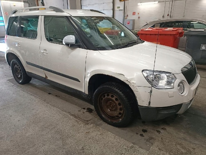 фото №6, Skoda yeti петля передних дверь - передние 2012 1.2l 7n0831401