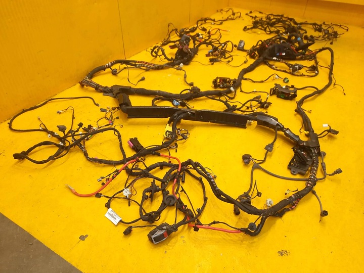 фото №8, Audi a4 b9 allroad жгут установка интерьера перед