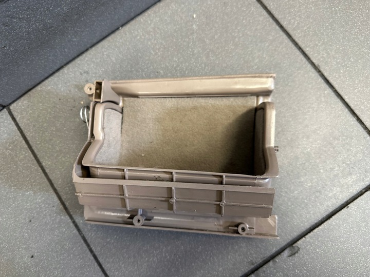 фото №5, Бардачок обшивка лівий перед audi a6 c5 eu krem 4b1867103