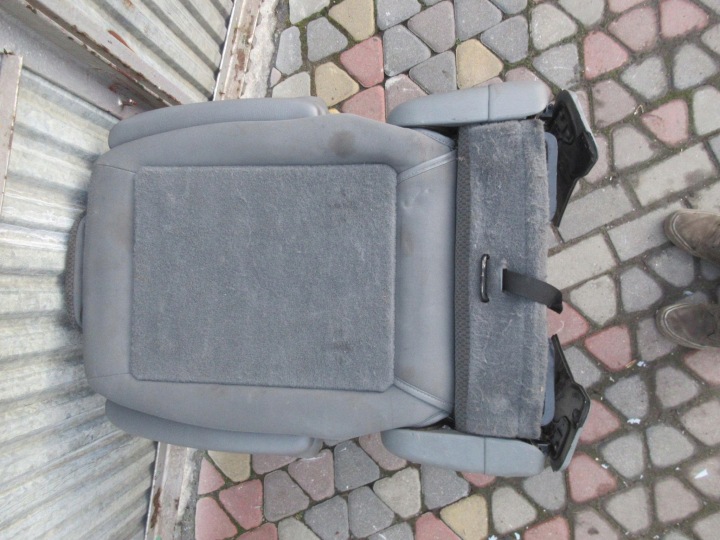 фото №15, Chrysler grand voyager iv 2.8 crd сидіння зад 2 ряд
