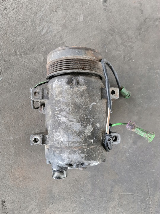 фото №7, Компрессор кондиционера audi a8 d2 4.2 077260803b