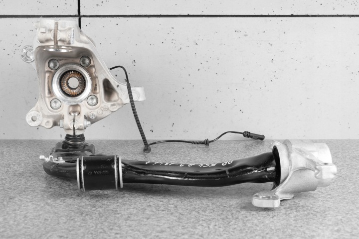 фото №7, Bmw 1 f40 f44 f45 x1 f48 x2 f39 поворотна опора права перед передня 6876854