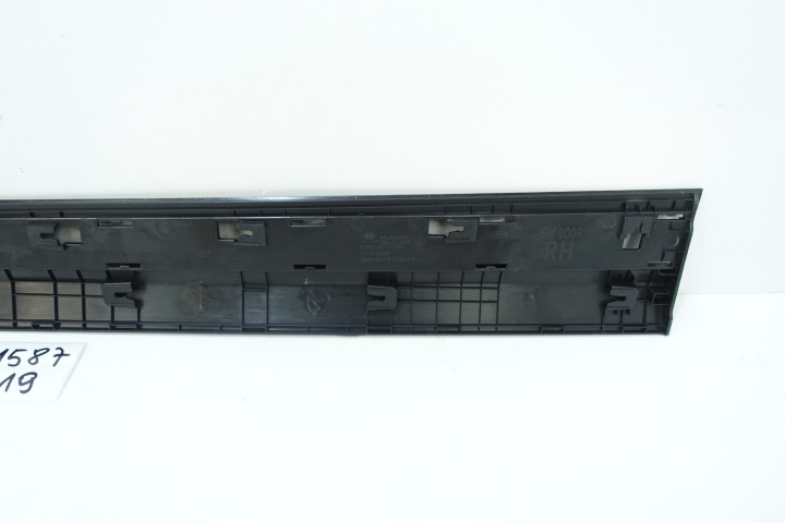фото №7, Молдинг дверь правая перед hyundai kona 87724-dd000
