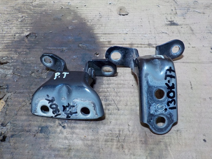 фото №1, Петлі праві задні двері i30 10r.