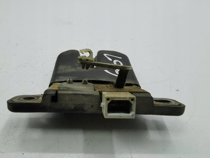 фото №5, Audi a4 s4 b5 8d 1997 замок кришки задньої / багажника