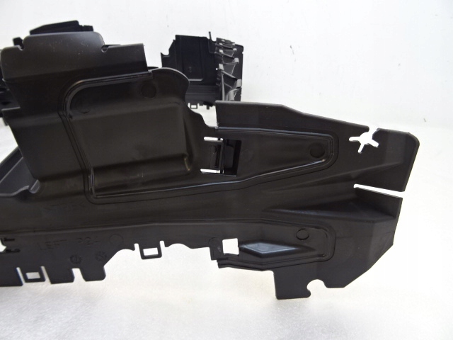 фото №10, Peugeot 2008 ii рестайлінг рамка кермо повітря уловлювач впуск захист жалюзі