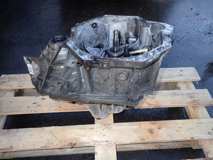 фото №6, Коробка передач коробки передач renault grand scenic iii 2011 1.6 dci bvm6 8200667177 8107