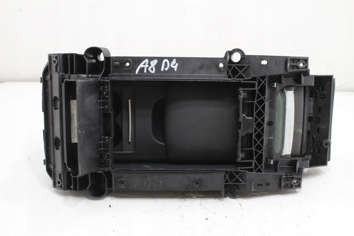 фото №8, Подлокотник бардачок зад audi a8 d4