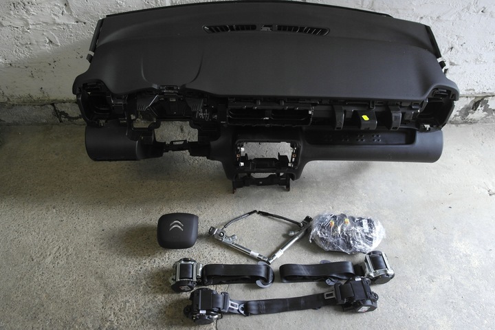 фото №1, Citroen c3 aircross капот pulpit подушка безопасности ремни панель консоль полка pas