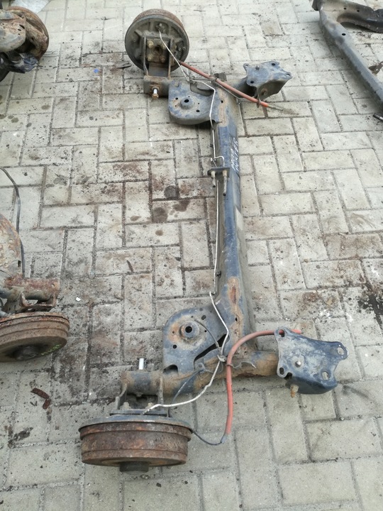 фото №1, Dacia duster i балка підвішування зад вісь задня