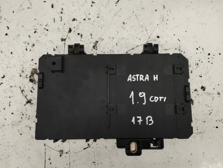 фото №7, Opel astra iii h 1.9 cdti блок запобіжників 5dk 008 669-52 hella