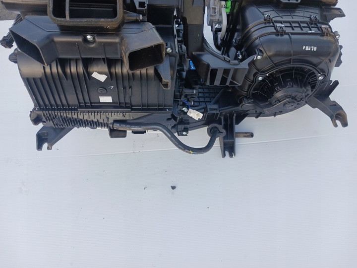 фото №8, Hyundai tucson iv отопитель воздуходувка комплектная 21r-