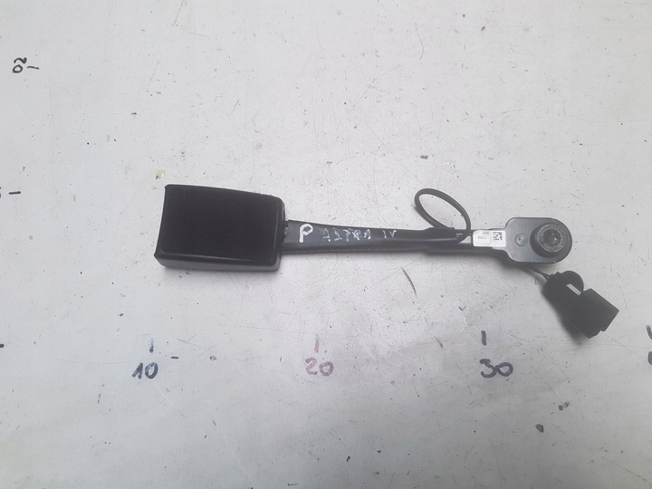 фото №1, Opel astra iv j рестайлінг застібка ременя права перед