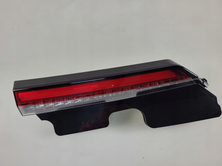 фото №9, Volvo c40 фара led праве зад w кришка багажника задня права оригінал нова oem
