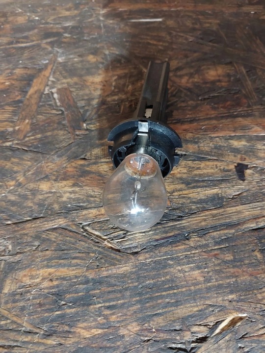 фото №7, Тримач лампочки лампи задній bmw e36 1387365