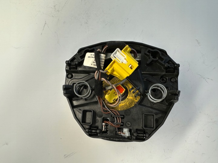 фото №14, Skoda octavia iii 12-17 air bag подушка водителя оригинальная 5e0880201b