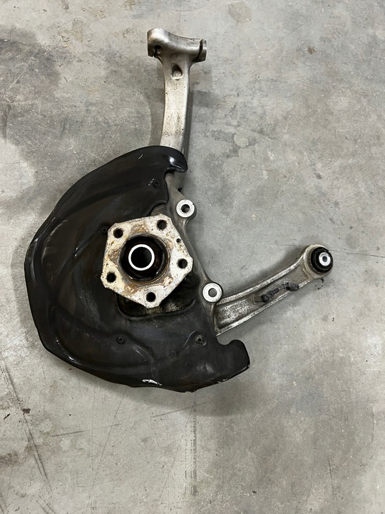 фото №1, Поворотный кулак ступица рычаг перед левый audi sq7 q7 4m