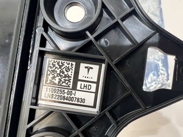 фото №8, Стійка бічний праве камери tesla 3 1109255-00-i новий oem номер