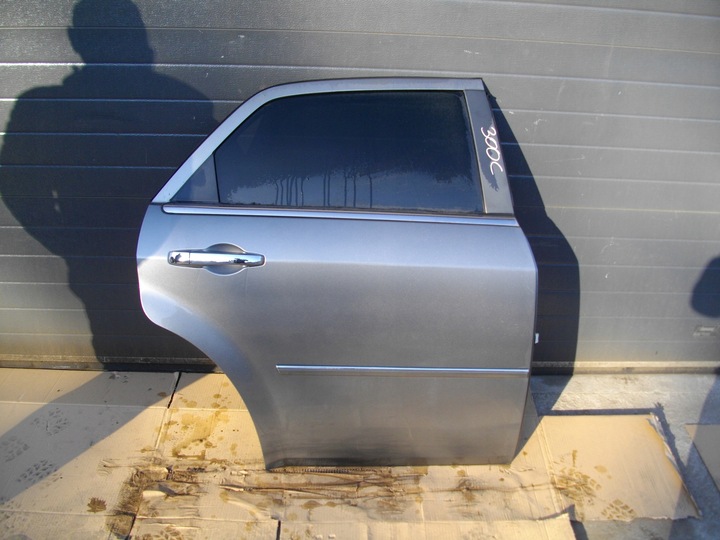 фото №1, Двері зад праві chrysler 300c комплектні