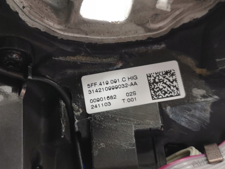 фото №10, Руль многофункциональная audi q3 83a 5ff419091c новый оригинальная запчасть