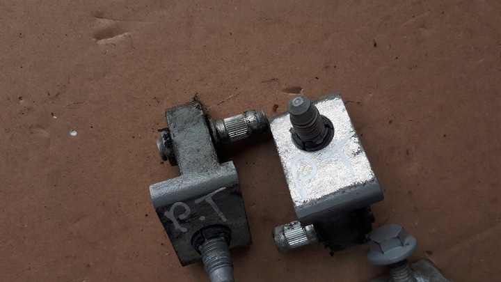 фото №9, A4 b8 s4 петля петли дверь правые зад lx7w