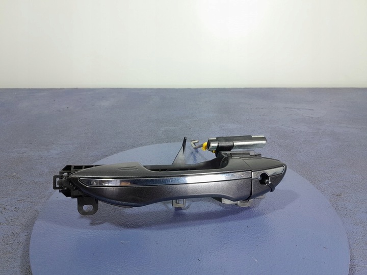 фото №1, Toyota corolla xi e16 рестайлінг ручка перед ліва зовнішня 1g3