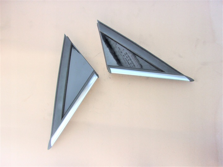 фото №1, Трикутник заглушка крила права ліва 5008 09-13r