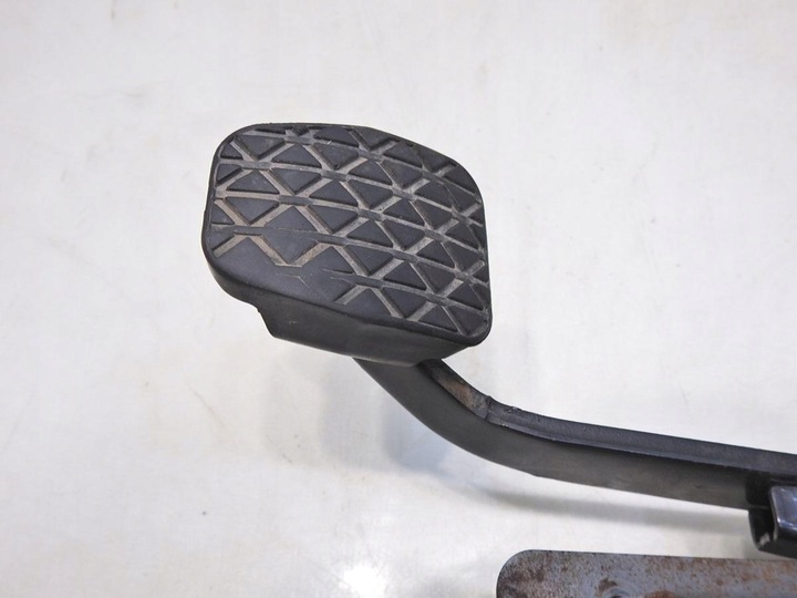 фото №6, Педаль зчеплення mazda 5 i 2.0 16v