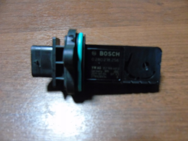 фото №1, Ідеальний витратомір повітря audi a8 4h0 d4 1