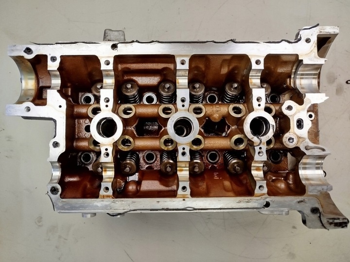 фото №10, Головка двигателя vwag 06e103403a 06e103285 3.2 fsi cal