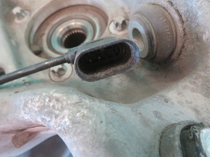 фото №6, Поворотный кулак ступица правые зад mercedes glc w253 3.0 amg 18r