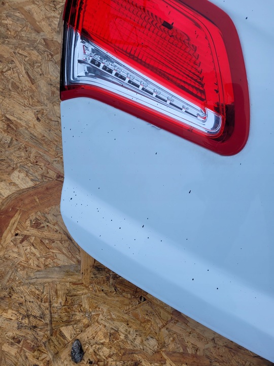 фото №6, Крышка багажника задняя зад citroen c4 ii b7