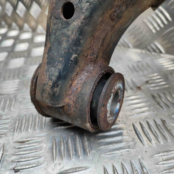 фото №7, Важіль нижній переднє лівий toyota tundra pick-up _k5_, _k6_ 4806909090