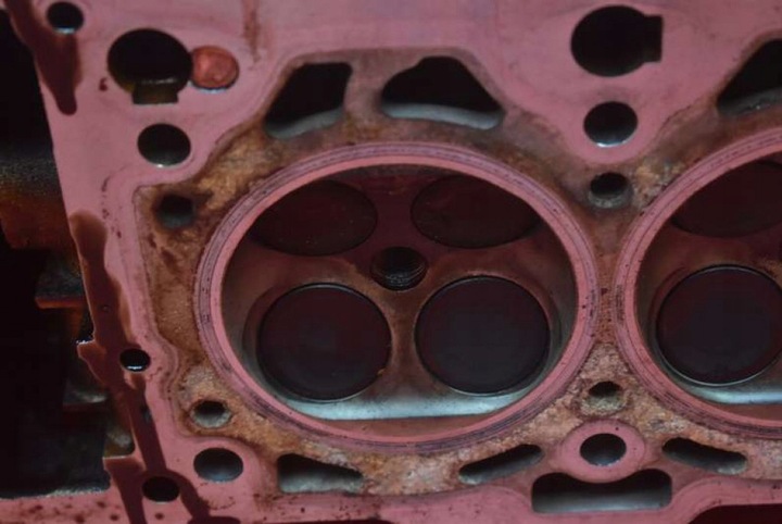 фото №8, Головка двигуна права 750640208 bmw e65 3.5 v8 272 km 01-05