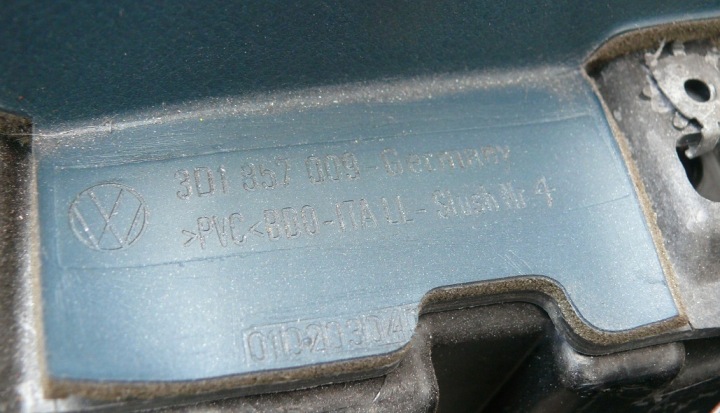 фото №7, Торпедо роздавальна капот vw phaeton 02-05 європа
