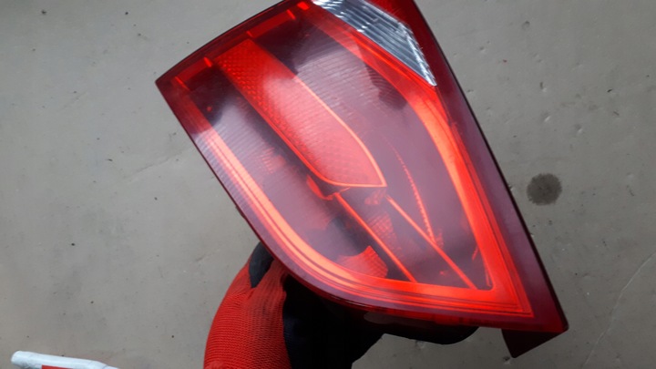 фото №10, A4 b8 лампа права праві зад w кришка багажника sedan