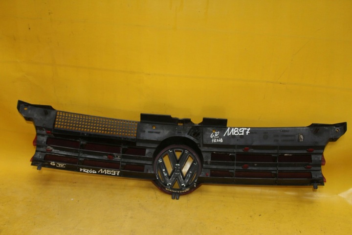 фото №9, Решітка радіатора решітка перед golf iv 1j0853651g