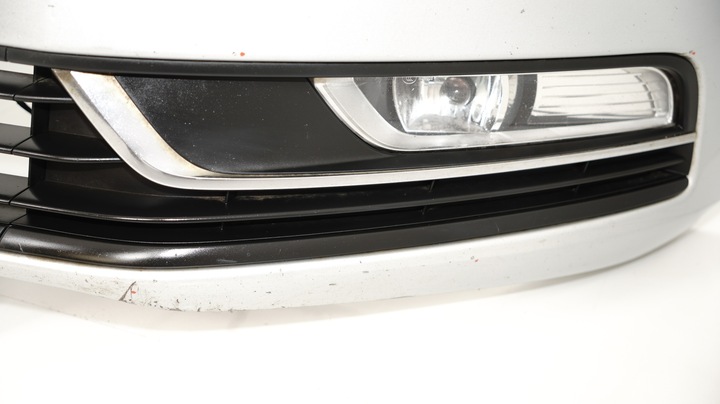 фото №11, Бампер перед vw passat b7 10-14r la7w