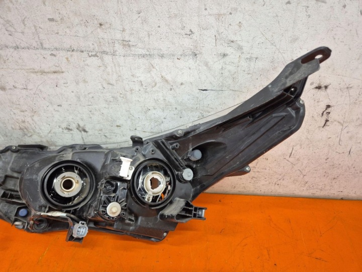 фото №7, Toyota corolla e16 13-19 фара правое правая фара перед 81110-02l60-00