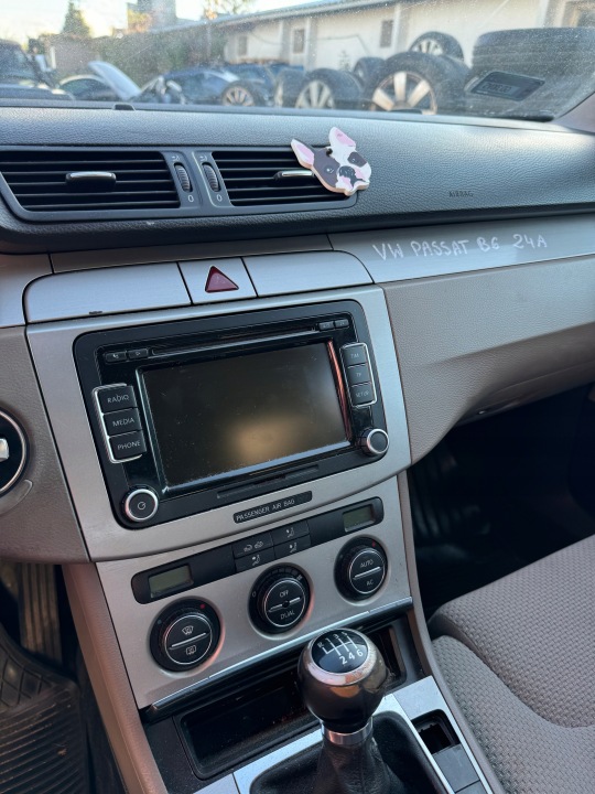 фото №6, Volkswagen passat b6 pulpit торпедо роздавальна консоль