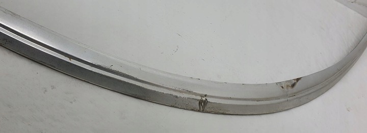 фото №6, Рамка планка стёкла зад задней запчасть нижняя mercedes w115 w114