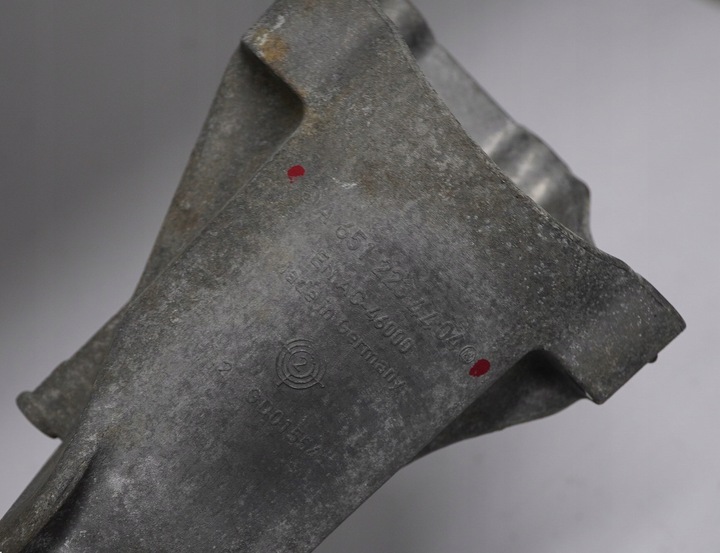 фото №11, Mercedes w639 om651 лапи кронштейн двигуна права