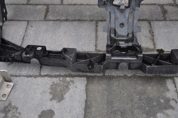 фото №4, Renault laguna iii pas переднє підсилювач